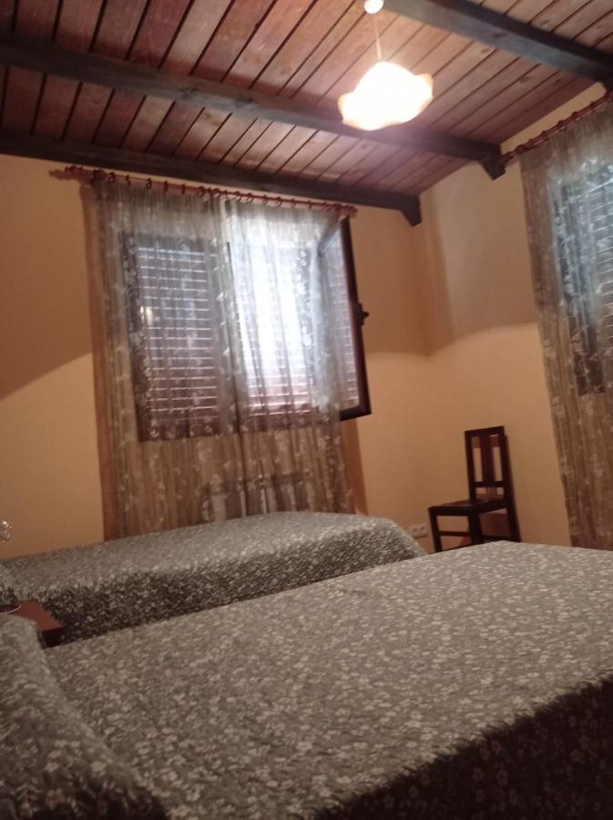 Casa Rural Khaleesi El Carpio de Tajo Esterno foto